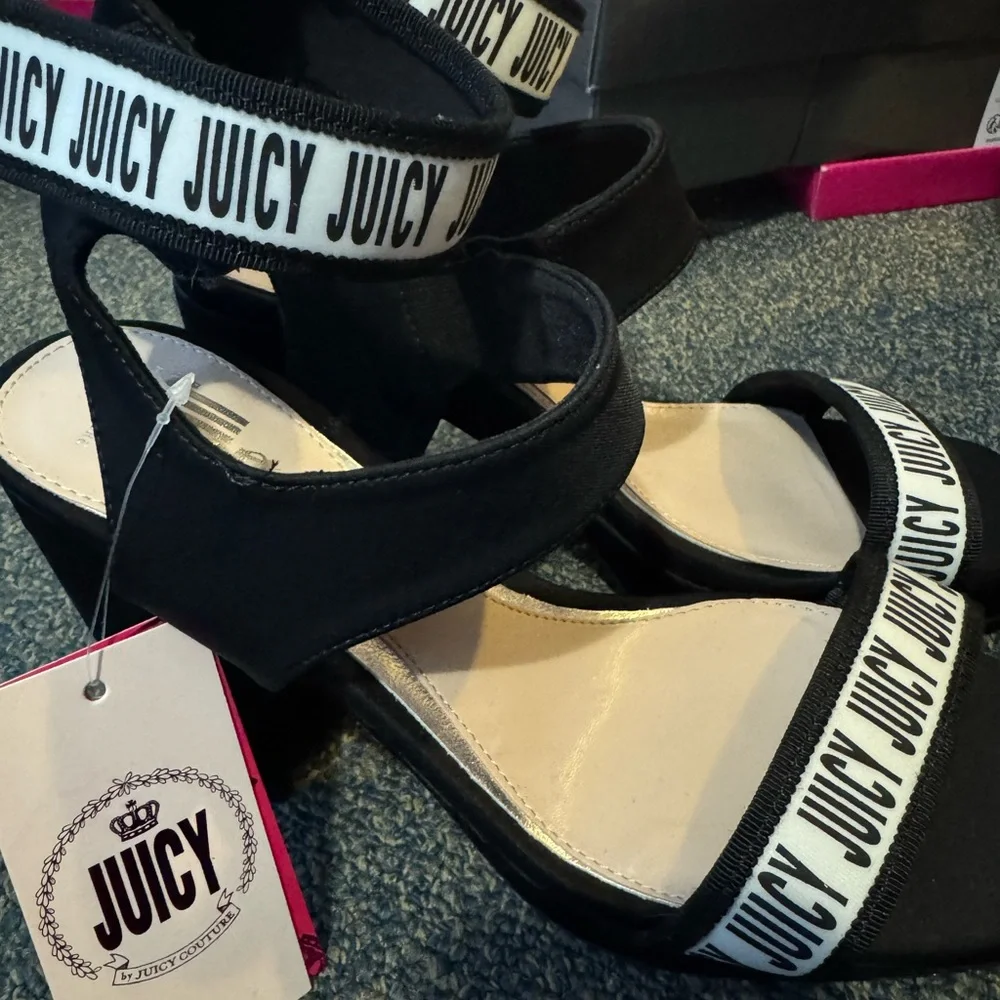 Selling this beautiful platform heels from juicy couture. - Picture 2 of 5